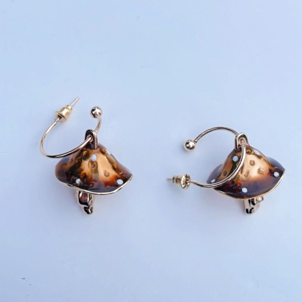 Mushroom hoop earrings A5 - Picture 2 of 3
